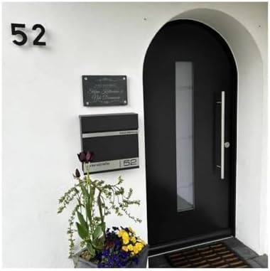 Metzler Briefkasten Anthrazit mit Zeitungsfach - personalisierter Wandbriefkasten aus massivem Stahl | Modell Stencil 2