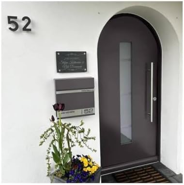 Metzler Briefkasten Anthrazit mit Zeitungsfach - personalisierter Wandbriefkasten aus massivem Stahl | Modell Stencil 2